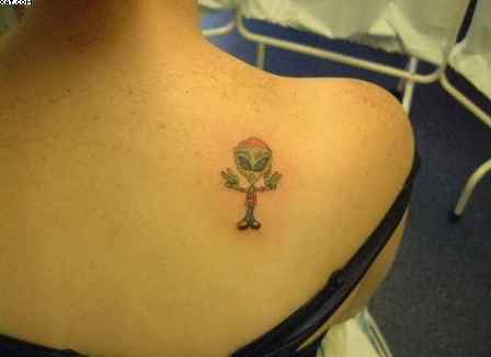 Cute Alien Tattoo On Back Shoulder